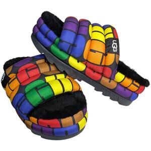 UGG Pride Maxi Rainbox Puff Slide Platform Sandals Womens 7 Multicolor Faux Fur
